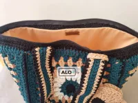 شنطة كروشية جديدة بمربعات جراني